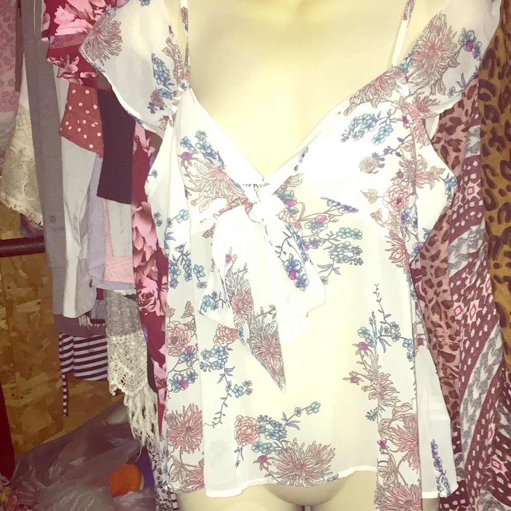 Forever 21 cold shoulder floral blouse
